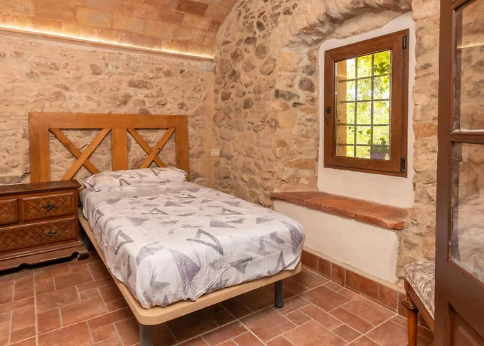 بيت للعطل Masia Garriga, Avia خيرونا