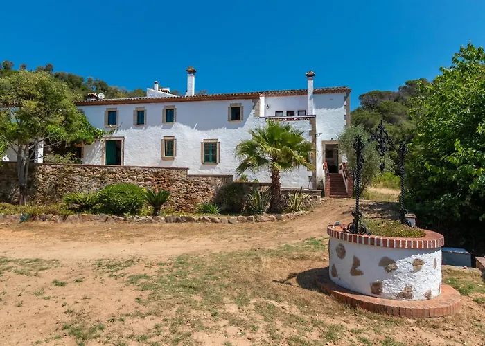 Masia Garriga, Avia خيرونا